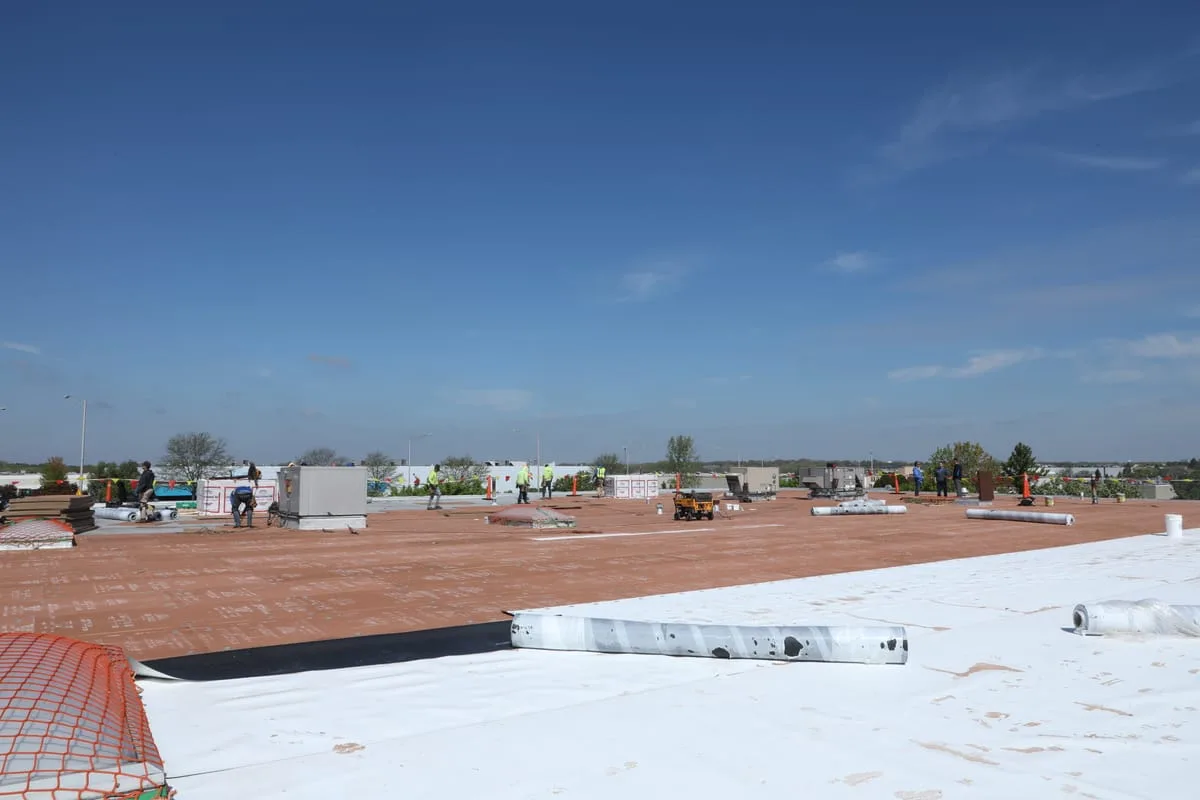 Carlisle SynTec certified roofing installation